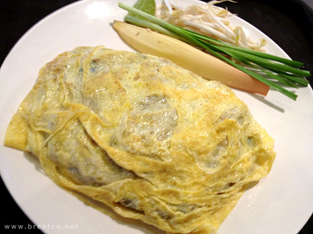 Fresh Shrimp Pad Thai wrapped in Egg